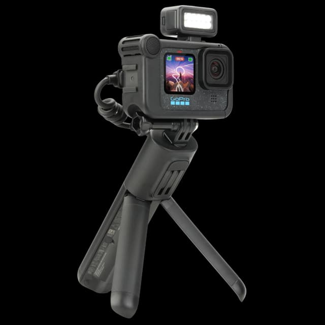 SharePal's category page of Creator Gear showing an image of a sub-category called Vlogging Cameras.